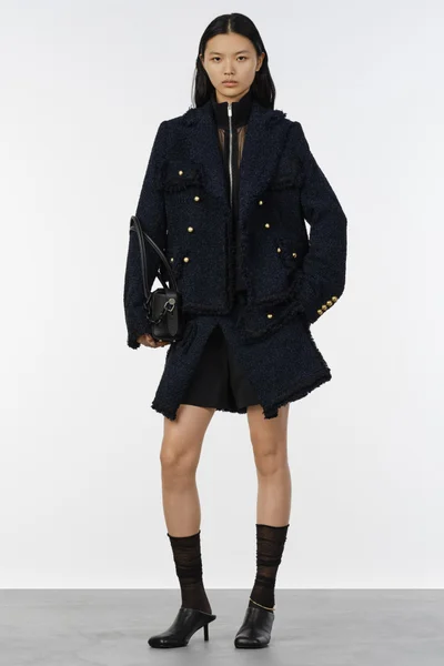 Look 25